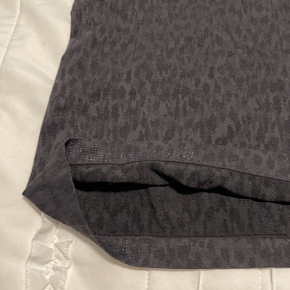 GUC Athleta Momentum Printed Racerback tank - size XS - Picture 10 of 10